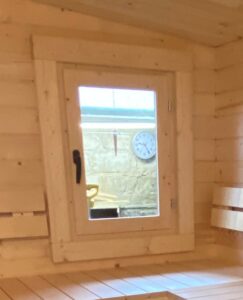 Vindu 30 cm x 40 cm.